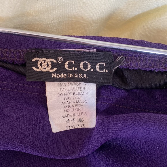 Vintage purple trumpet midi skirt. - Picture 2 of 6